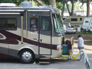 Lady in distress Yakima Valley