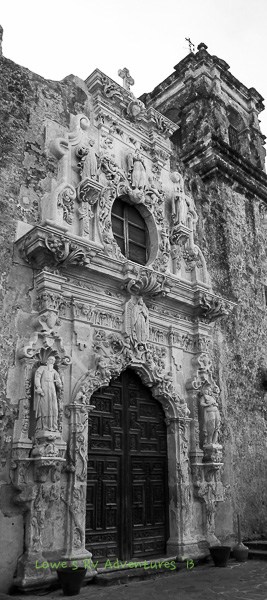 Exquisite Stone Carvings