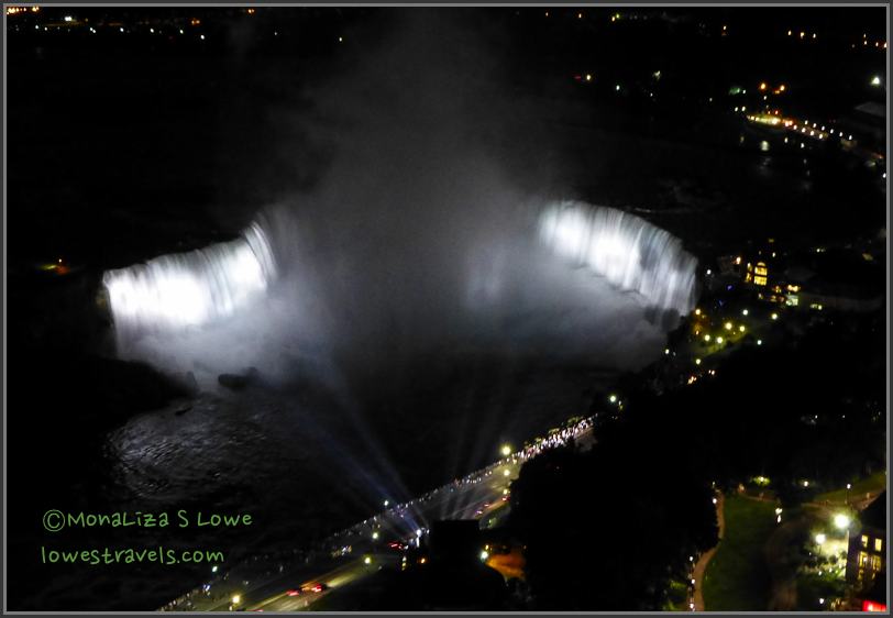 Horsehoe Falls at night