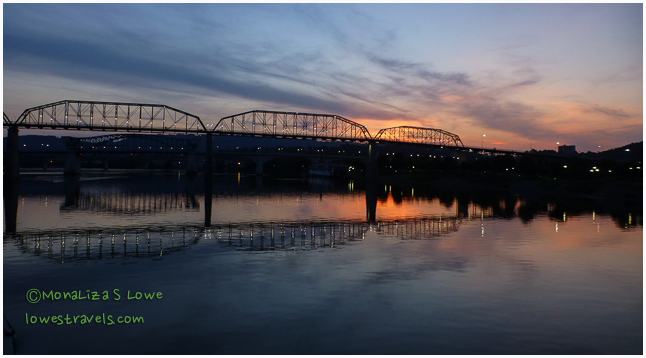 Walnut Street Pedestrian Bridge