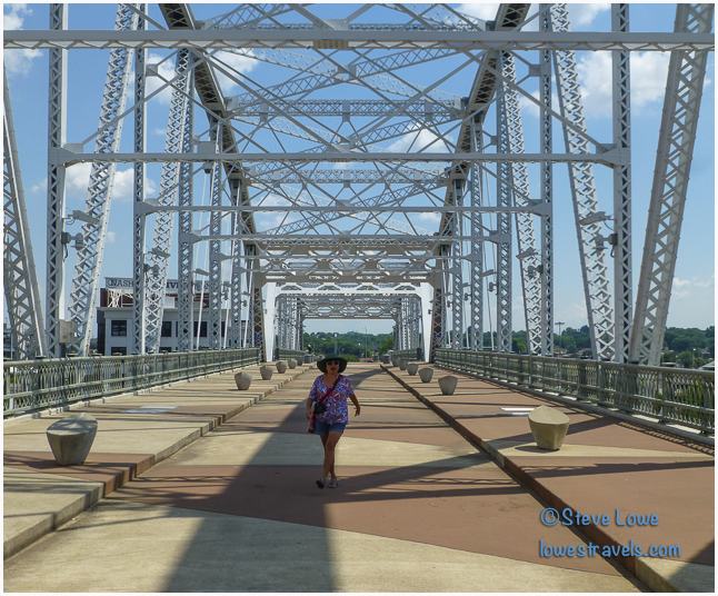 John Seigenthaler Pedestrian Bridge