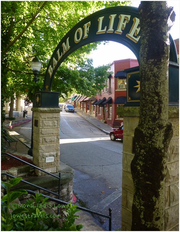 A city on a twisty road – Eureka Springs, AR
