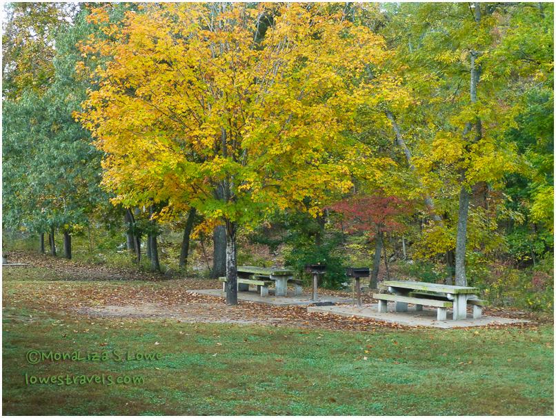 Devils Den State Park