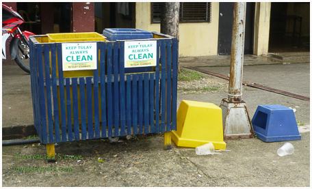 Trashbins in Tulay