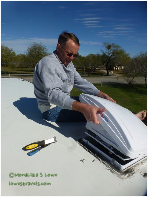 MAXXAIR ROOF